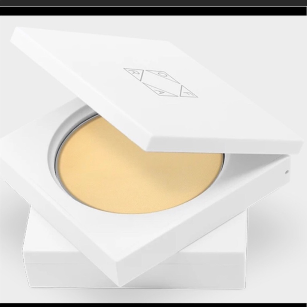 Ofra banana brightening and setting powder